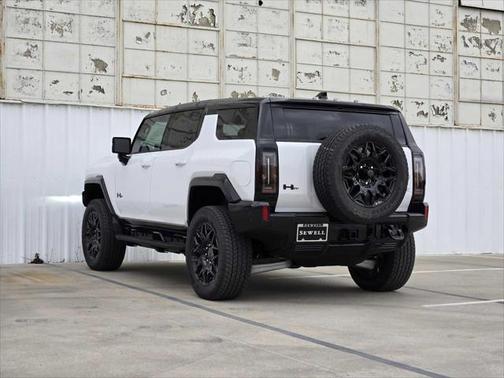 2025 GMC HUMMER EV SUV 2X
