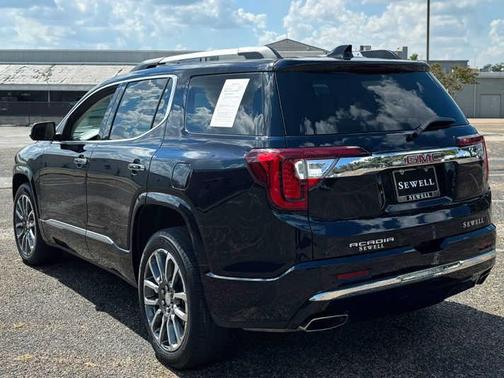 2021 GMC Acadia Denali