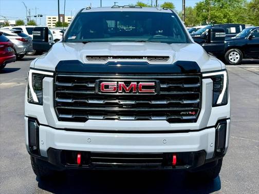 2024 GMC Sierra 2500 AT4