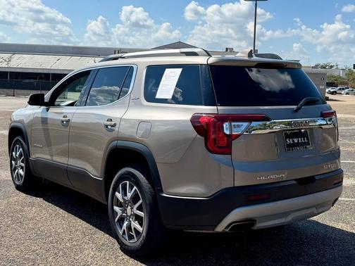 2023 GMC Acadia FWD SLT