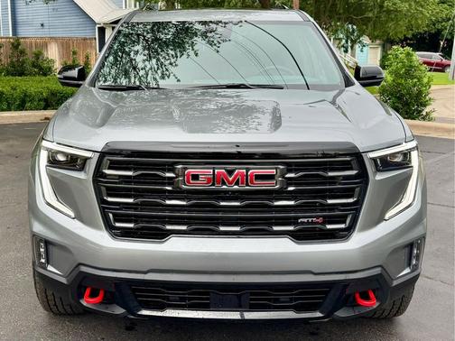 Sterling Metallic 2024 GMC Acadia AWD AT4