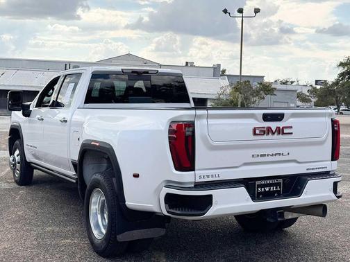 2024 GMC Sierra 3500 Denali