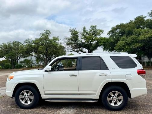 Blizzard Pearl 2012 Toyota 4Runner SR5