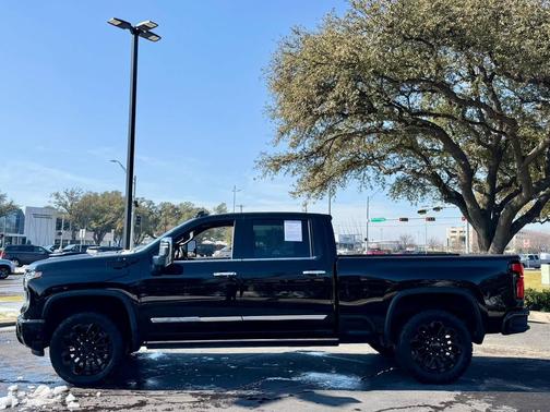 2024 Chevrolet Silverado 2500 High Country