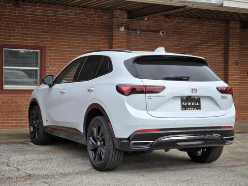 Iridescent White Tricoat 2026 Buick Envision Sport Touring AWD