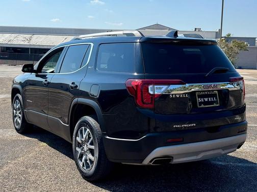 2023 GMC Acadia AWD SLT