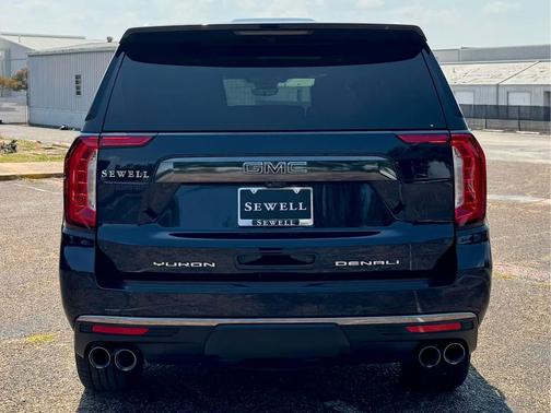 2023 GMC Yukon Denali Ultimate
