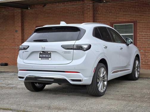 Iridescent White Tricoat 2026 Buick Envision Avenir AWD