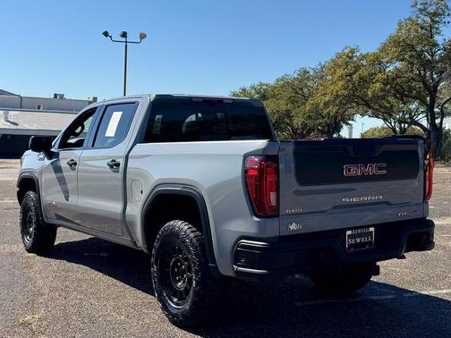 2024 GMC Sierra 1500 AT4X