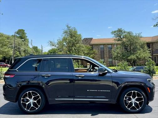 2024 Jeep Grand Cherokee Summit