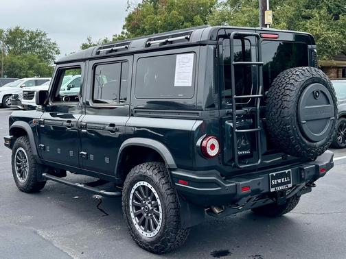 2024 INEOS Grenadier AWD