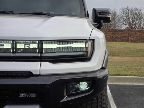 2026 GMC HUMMER EV SUV 2X
