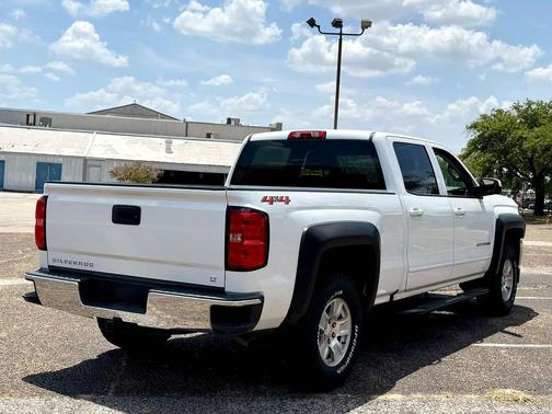 Summit White 2018 Chevrolet Silverado 1500 1LT