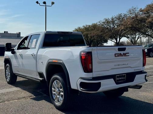 2023 GMC Sierra 2500 Denali