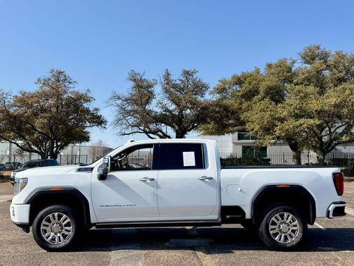 2023 GMC Sierra 2500 Denali