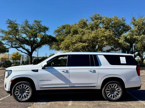 2023 GMC Yukon XL Denali Ultimate