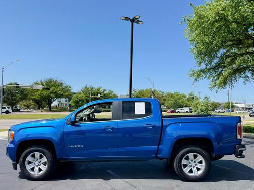 Marine Blue Metallic 2018 GMC Canyon SLE