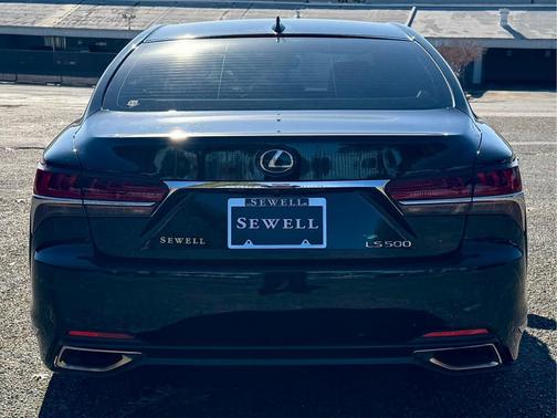 2018 Lexus LS 500 Base