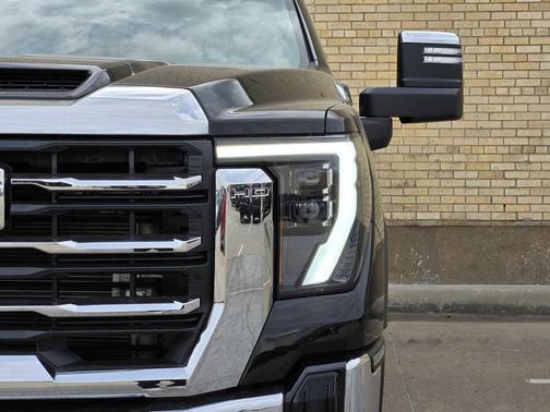 2026 GMC Sierra 2500 SLT