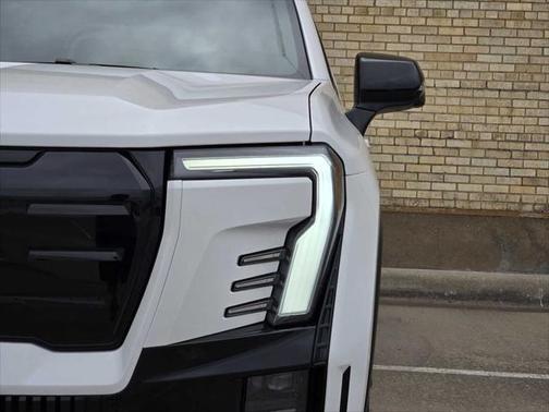 2026 GMC Sierra EV Extended Range Elevation