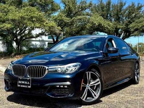 2019 BMW 740 740i