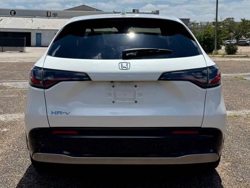 Platinum White Pearl 2023 Honda HR-V EX-L