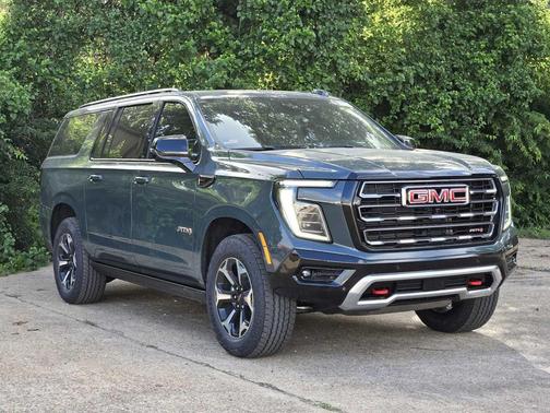 Midnight Pine 2026 GMC Yukon XL 4WD AT4