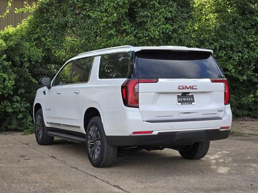 Summit White 2026 GMC Yukon XL 4WD Elevation