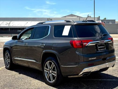2019 GMC Acadia Denali