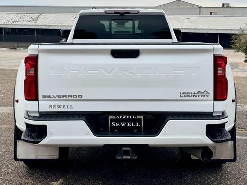 2024 Chevrolet Silverado 3500 High Country