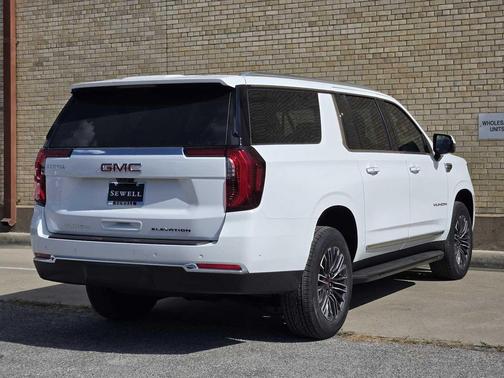 2026 GMC Yukon XL 4WD Elevation
