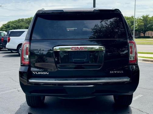 Onyx Black 2019 GMC Yukon Denali