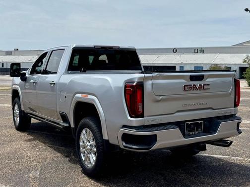 Quicksilver Metallic 2022 GMC Sierra 2500 Denali