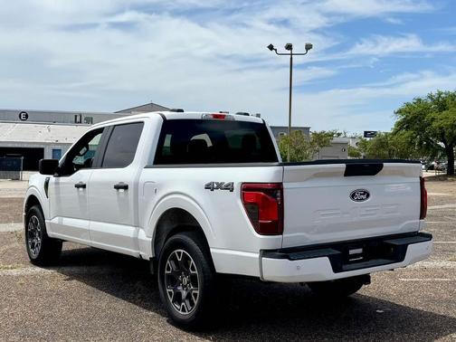 Oxford White 2025 Ford F-150 STX