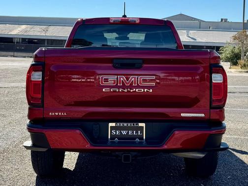 2023 GMC Canyon Elevation