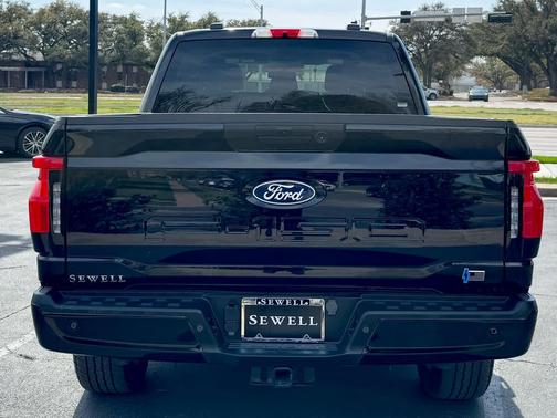 2024 Ford F-150 Lightning XLT