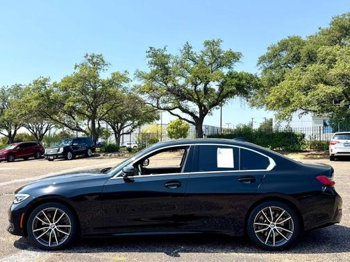 2019 BMW 330 330i
