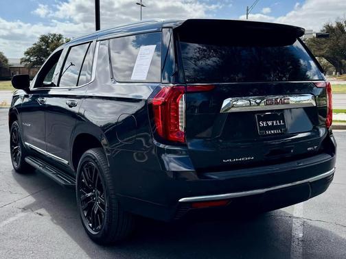 2023 GMC Yukon SLT
