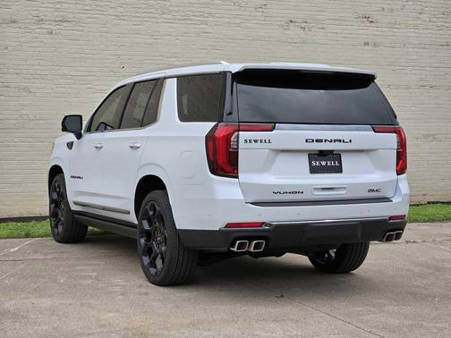 Glacier White Tricoat 2026 GMC Yukon Denali Ultimate