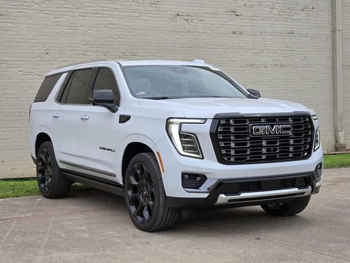 Glacier White Tricoat 2026 GMC Yukon Denali Ultimate