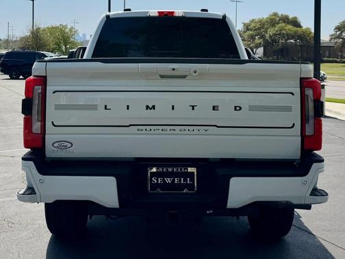 Star White Metallic Tri-Coat 2024 Ford F-250 Limited
