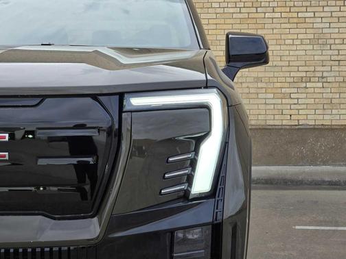 2026 GMC Sierra EV Extended Range Elevation