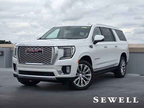 White Frost Tricoat 2022 GMC Yukon XL Denali