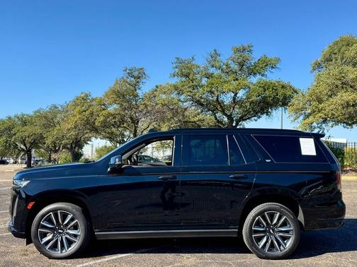 2022 Cadillac Escalade Sport