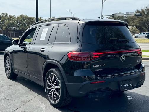 2024 Mercedes-Benz EQB 300 4MATIC