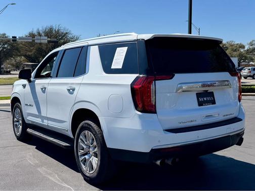 2022 GMC Yukon Denali