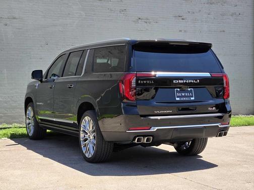 Onyx Black 2026 GMC Yukon XL Denali