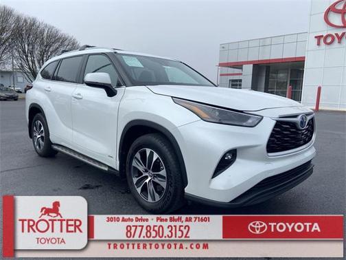 2024 Toyota Highlander Hybrid XLE
