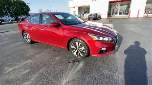 2022 Nissan Altima 2.5 SL