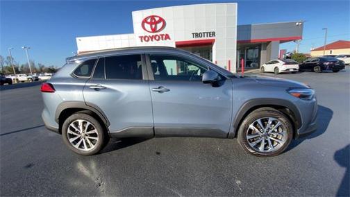 2023 Toyota Corolla Cross XLE
